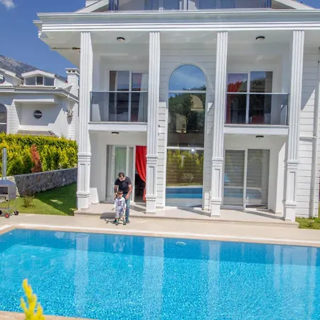 Orkide Villa *